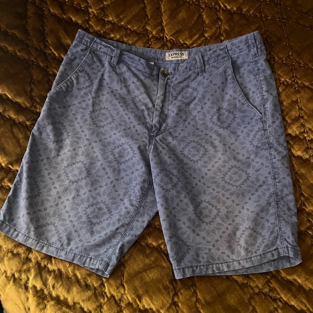 Express man short